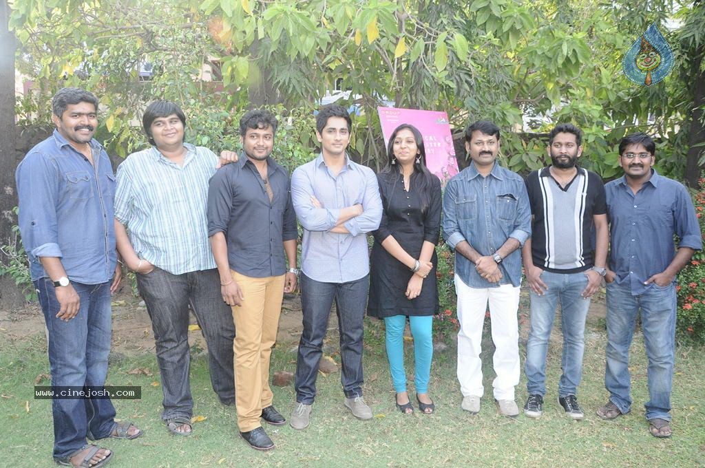 Jigarthanda Tamil Movie Stills - 48 / 79 photos