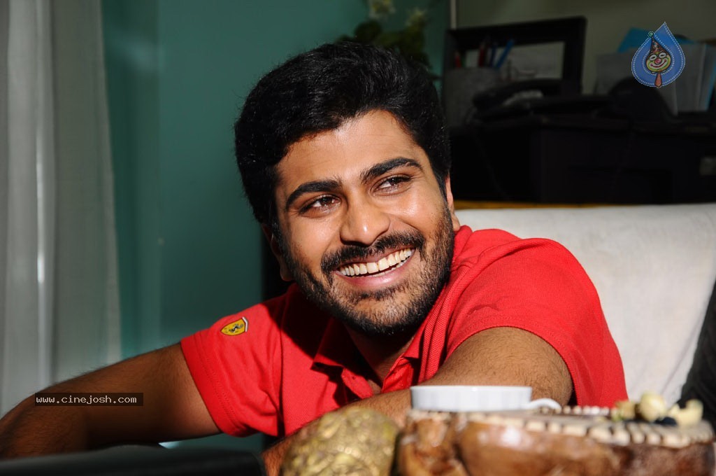 JK Enum Nanbanin Vaazhkai Tamil Movie Stills - 30 / 90 photos