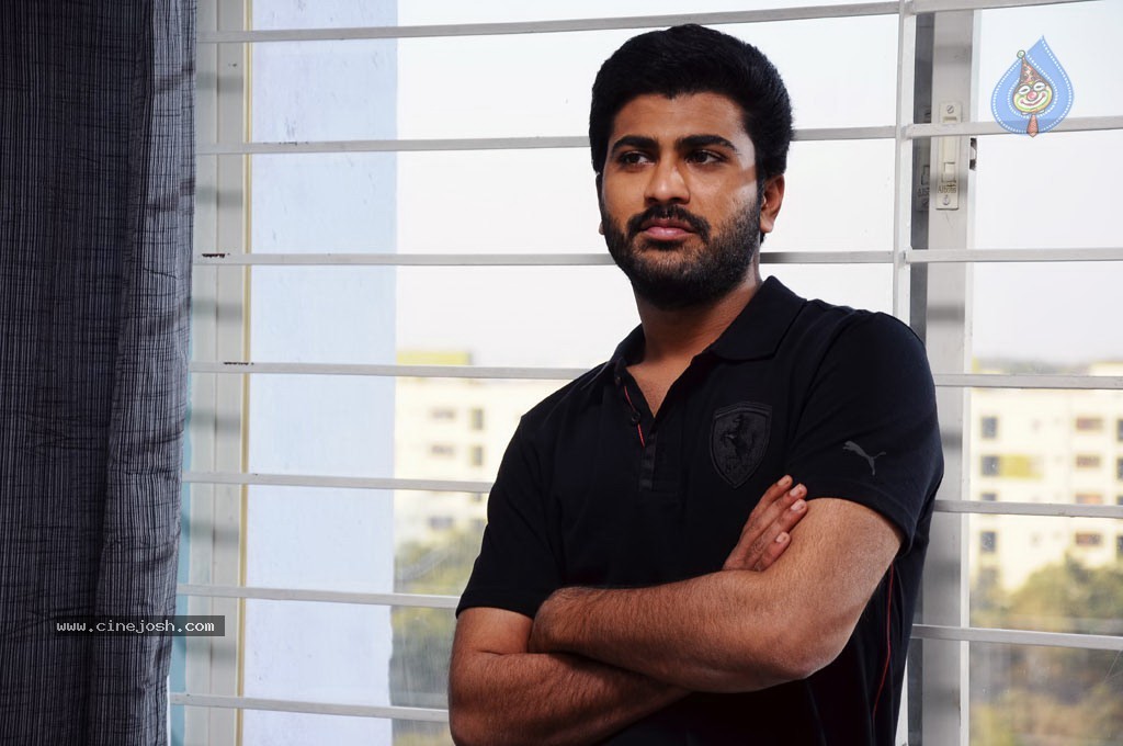 JK Enum Nanbanin Vaazhkai Tamil Movie Stills - 64 / 90 photos