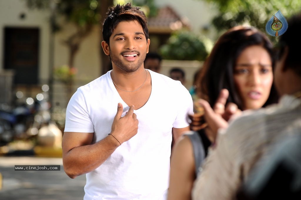 Julaayi Movie New Photos - 2 / 6 photos