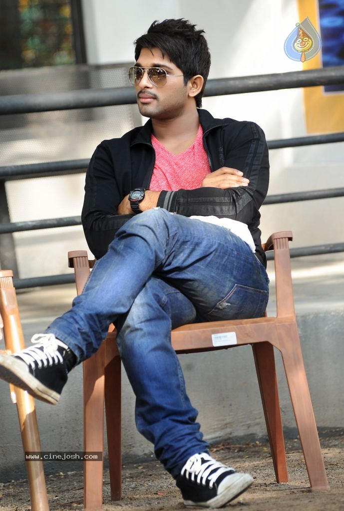 Julaayi Movie New Photos - 2 / 9 photos