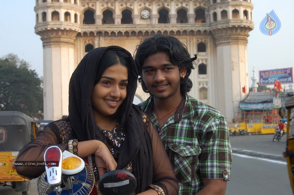 Kaadhal Paadhai Tamil Movie Stills - 19 / 75 photos