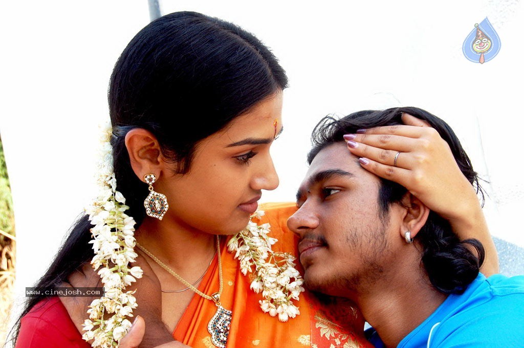 Kaadhal Paadhai Tamil Movie Stills - 43 / 75 photos