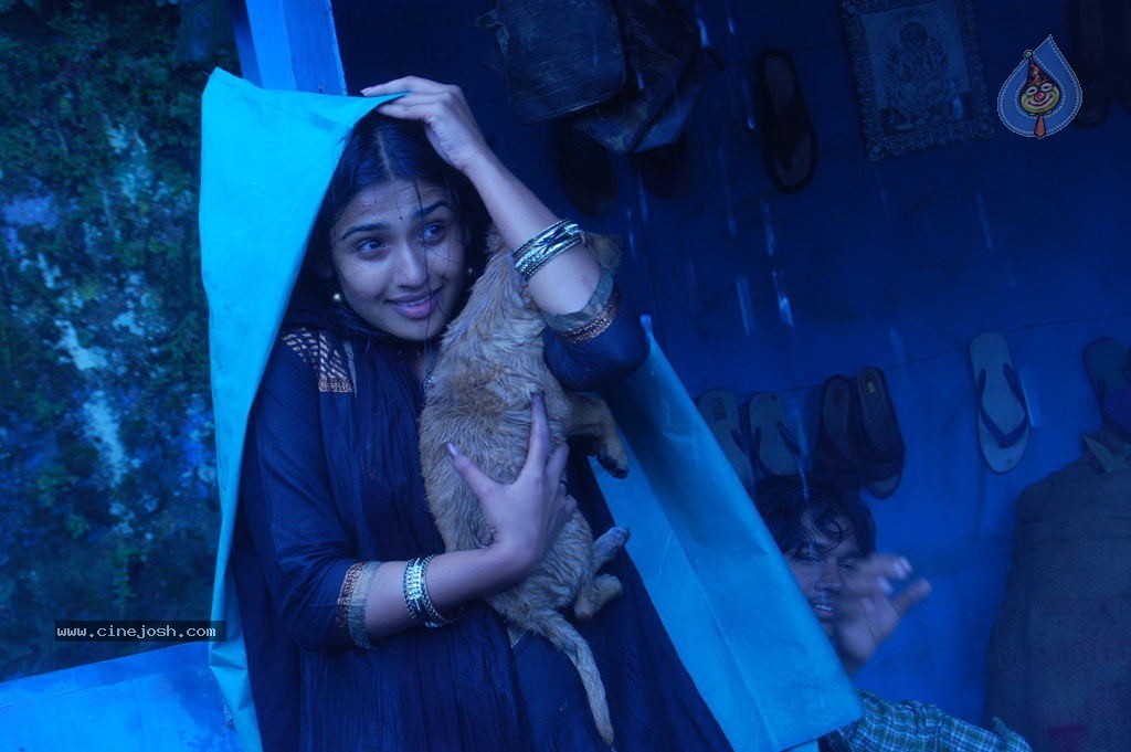 Kaadhal Paadhai Tamil Movie Stills - 44 / 75 photos