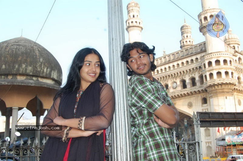 Kaadhal Paadhai Tamil Movie Wallpapers - 63 / 68 photos