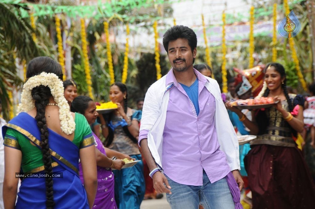 Kaaki Sattai Tamil Movie New Photos - 51 / 90 photos