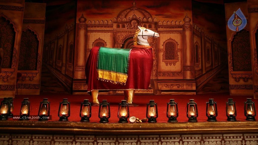 Kaaviya Thalaivan Tamil Movie Stills n PM - 14 / 128 photos