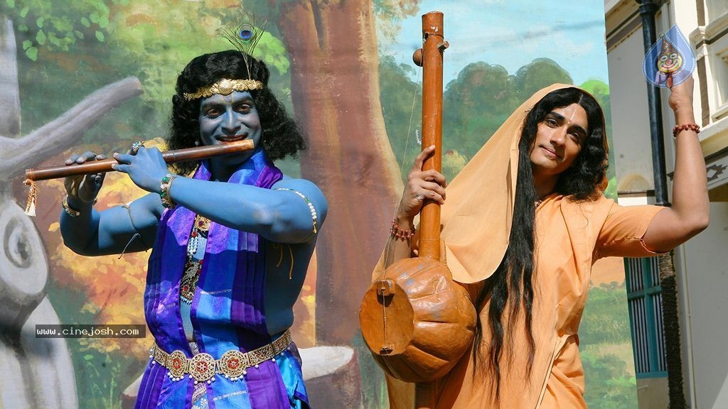 Kaaviya Thalaivan Tamil Movie Stills n PM - 66 / 128 photos