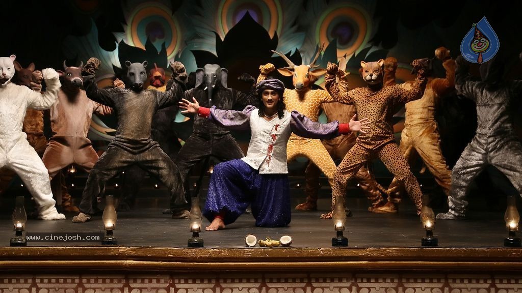 Kaaviya Thalaivan Tamil Movie Stills n PM - 67 / 128 photos