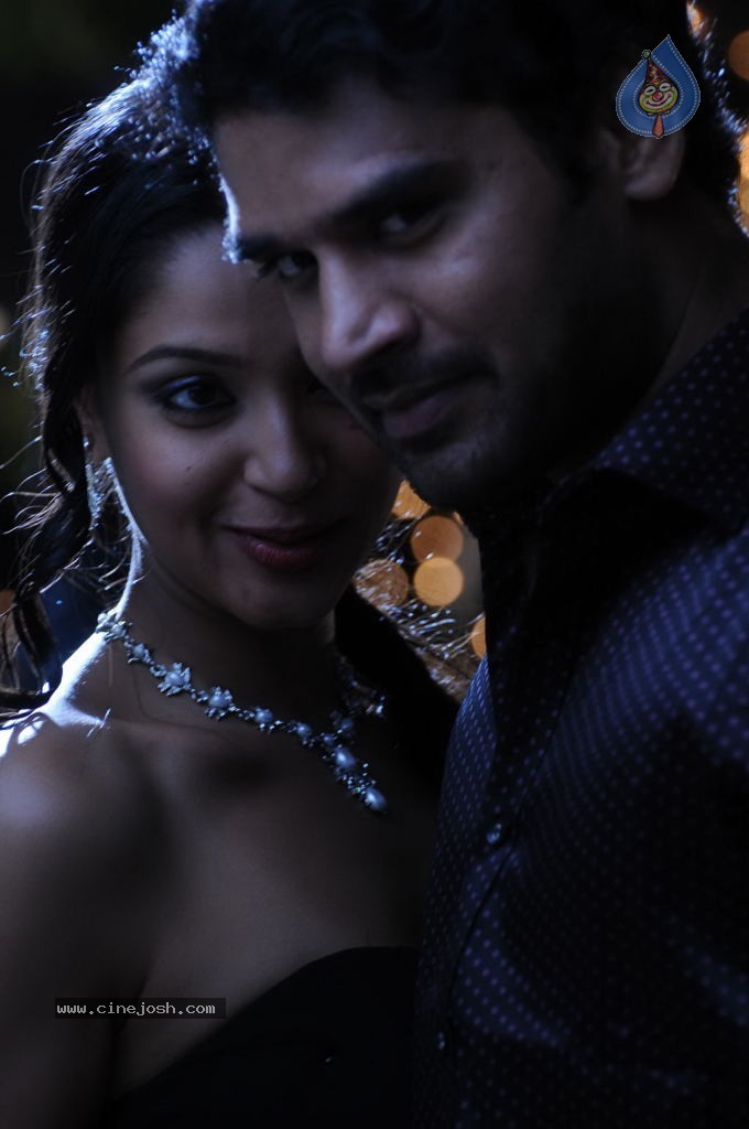 Kabadam Tamil Movie Stills - 28 / 71 photos