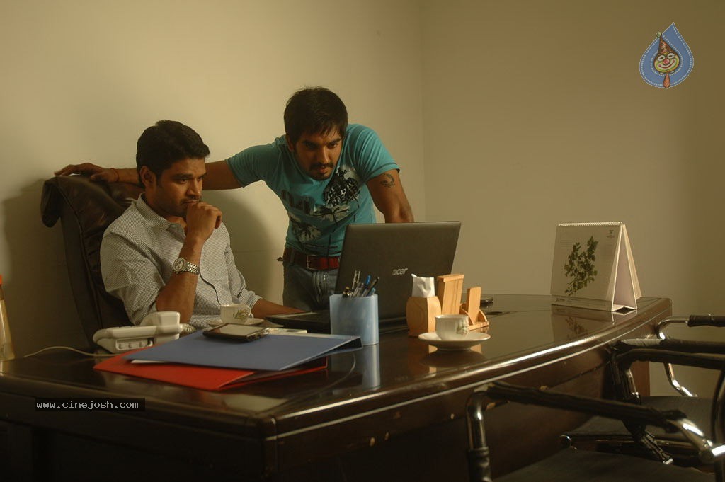 Kabadam Tamil Movie Stills - 66 / 71 photos