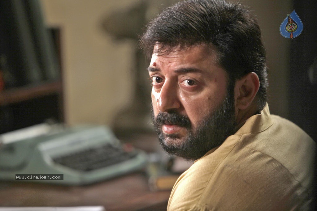 Kadal Tamil Movie PM and Stills - 13 / 43 photos