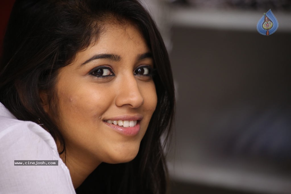 Kadhai Thiraikadhai Vasanam Iyakkam Tamil Movie Stills - 45 / 116 photos