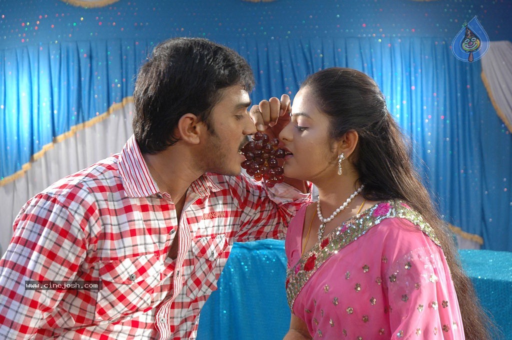 Kadhal Payanam Tamil Movie Stills  - 4 / 46 photos