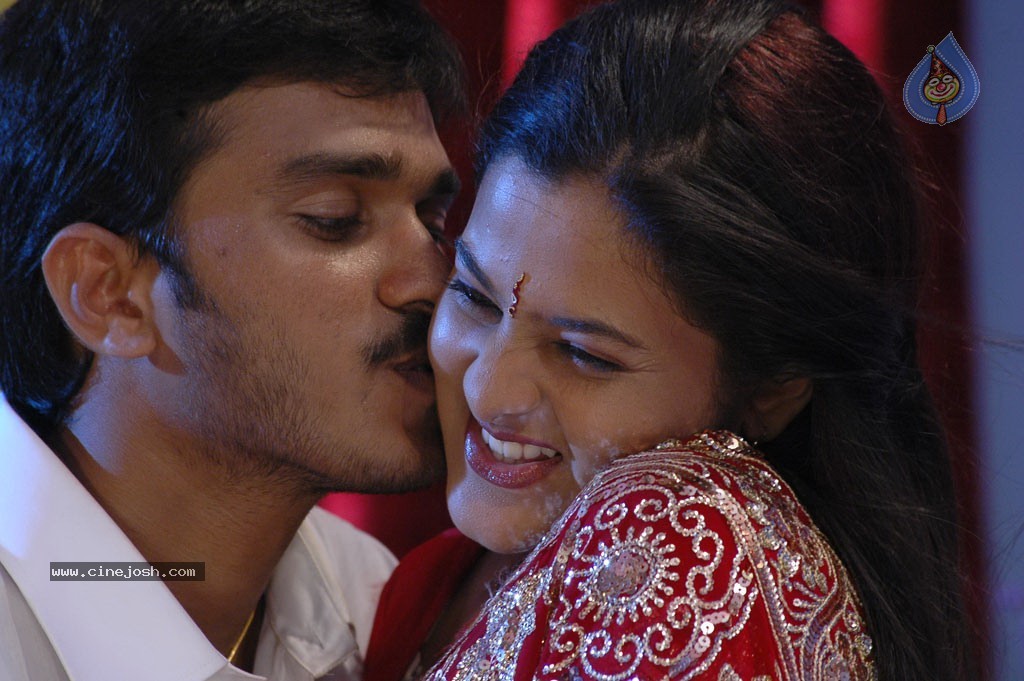 Kadhal Payanam Tamil Movie Stills  - 45 / 46 photos