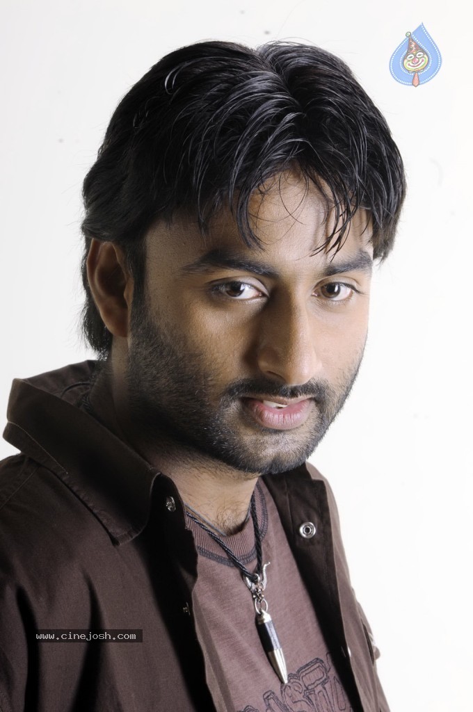 Kadhal Pisase Tamil Movie New Stills - 10 / 94 photos