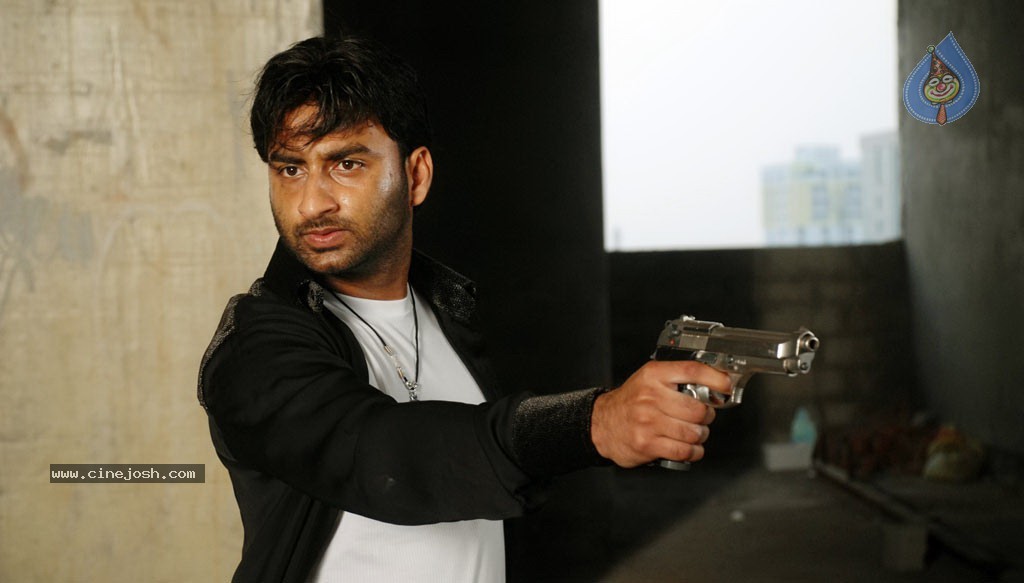 Kadhal Pisase Tamil Movie New Stills - 46 / 94 photos