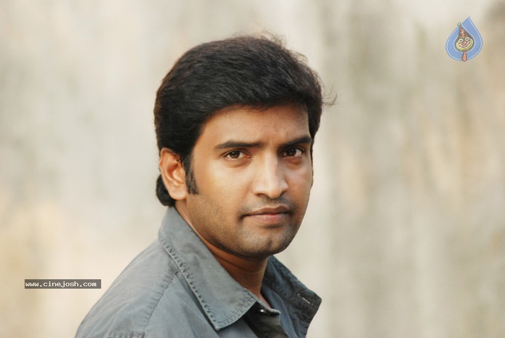 Kadhal Pisase Tamil Movie New Stills - 53 / 94 photos