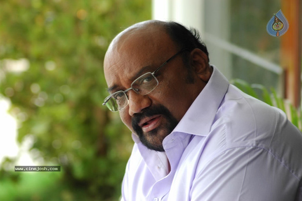 Kadhal Pisase Tamil Movie New Stills - 63 / 94 photos