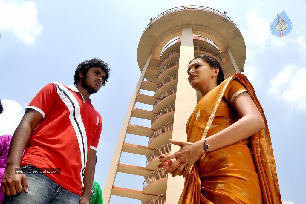 Kadhalai Thavira Veru Ondrum Illai Tamil Movie Stills - 38 / 47 photos