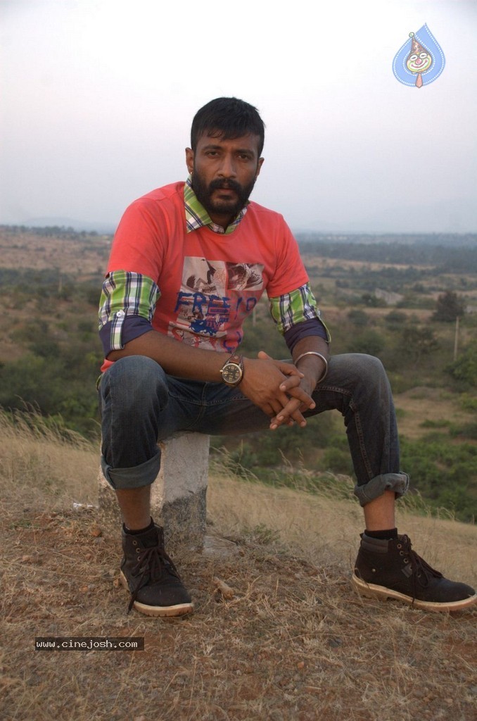 Kadhali Kanavillai Tamil Movie Stills - 11 / 33 photos
