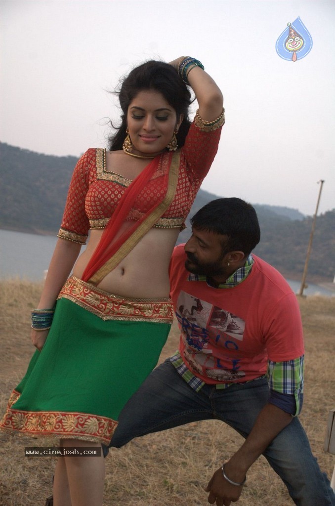 Kadhali Kanavillai Tamil Movie Stills - 27 / 33 photos