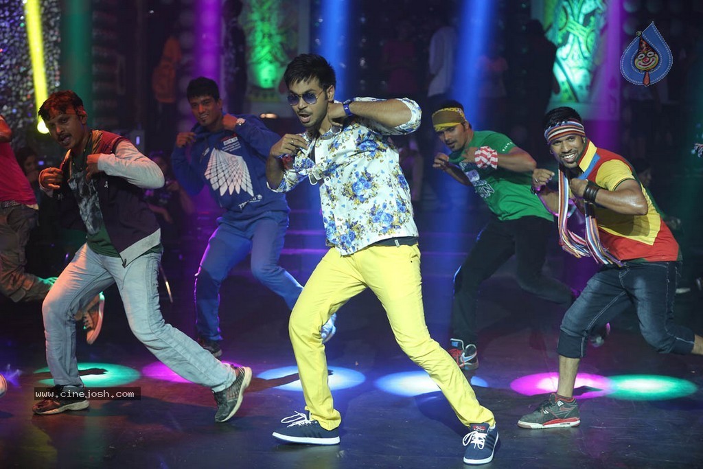 Kai Raja Kai Movie Stills - 15 / 23 photos