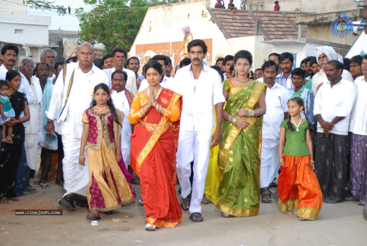 Kakatiyudu Movie Stills - 6 / 37 photos