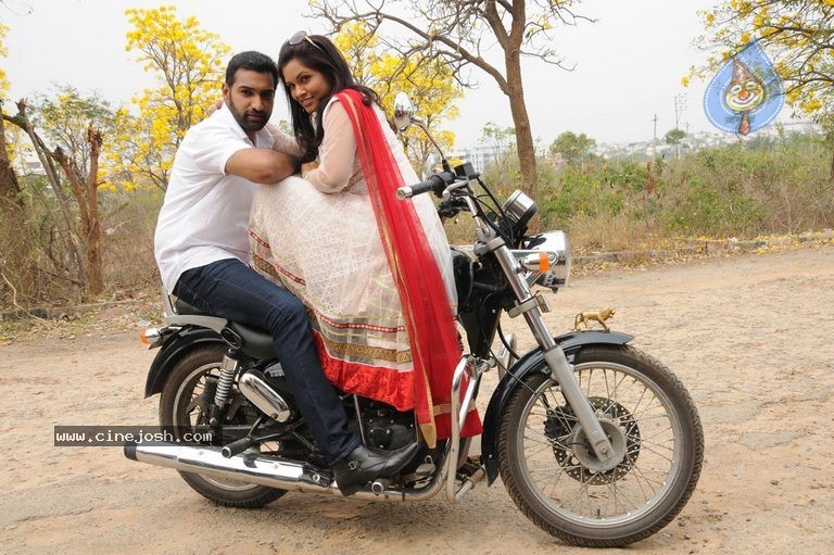 Kakatiyudu Movie Stills and Wallpapers - 30 / 93 photos