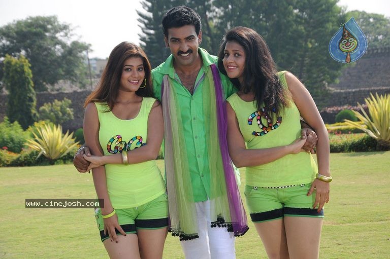 Kakatiyudu Movie Stills and Wallpapers - 44 / 93 photos
