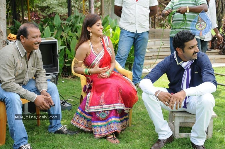 Kakatiyudu Movie Stills and Wallpapers - 86 / 93 photos