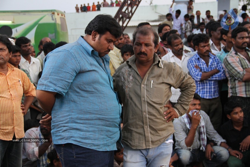 Kakatiyudu Movie Stills n Posters - 7 / 122 photos
