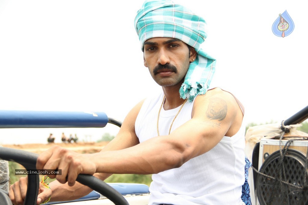 Kakatiyudu Movie Stills n Posters - 50 / 122 photos