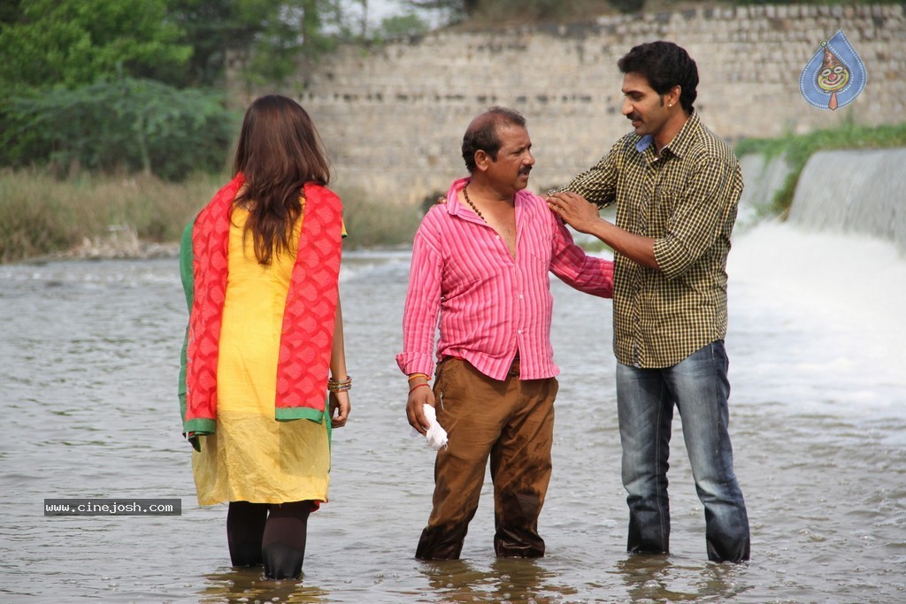 Kakatiyudu Movie Stills n Posters - 58 / 122 photos