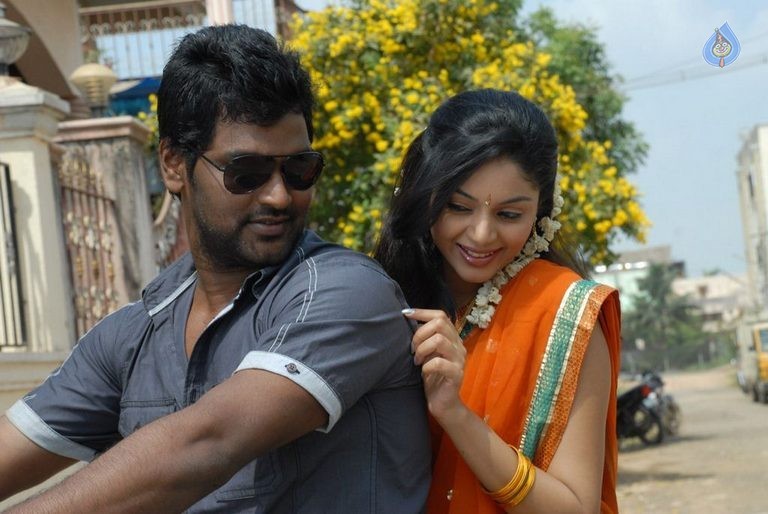 Kalai Vendham Tamil Film Photos - 20 / 37 photos