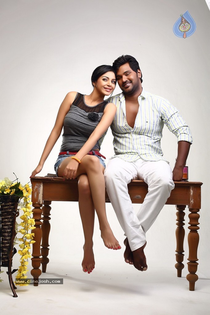 Kalai Vendhan Tamil Movie Stills - 9 / 64 photos