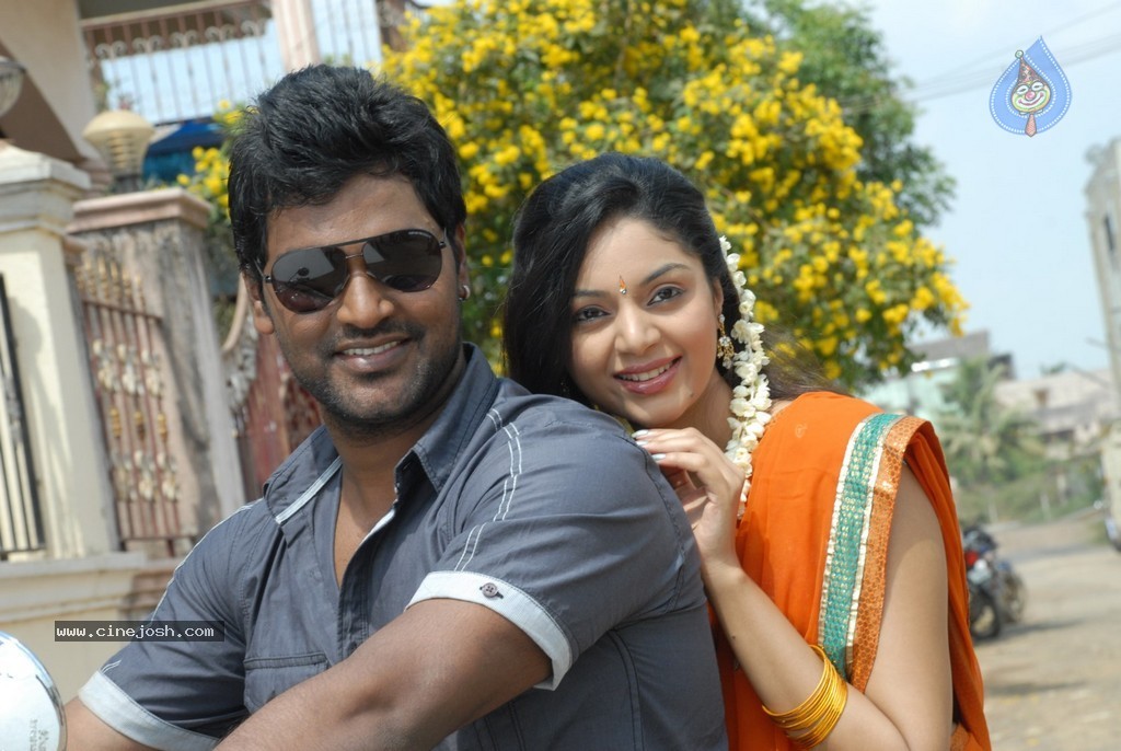 Kalai Vendhan Tamil Movie Stills - 32 / 64 photos