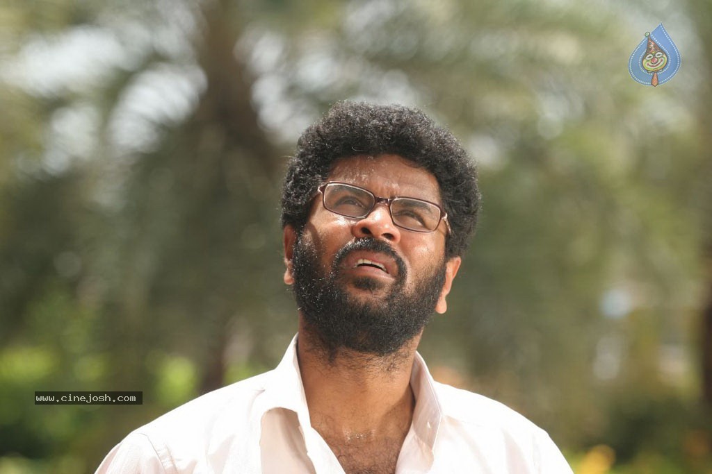 Kalavadiya Pozhuthugal Tamil Movie Stills - 3 / 30 photos