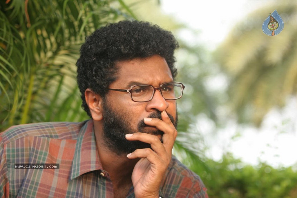 Kalavadiya Pozhuthugal Tamil Movie Stills - 23 / 30 photos