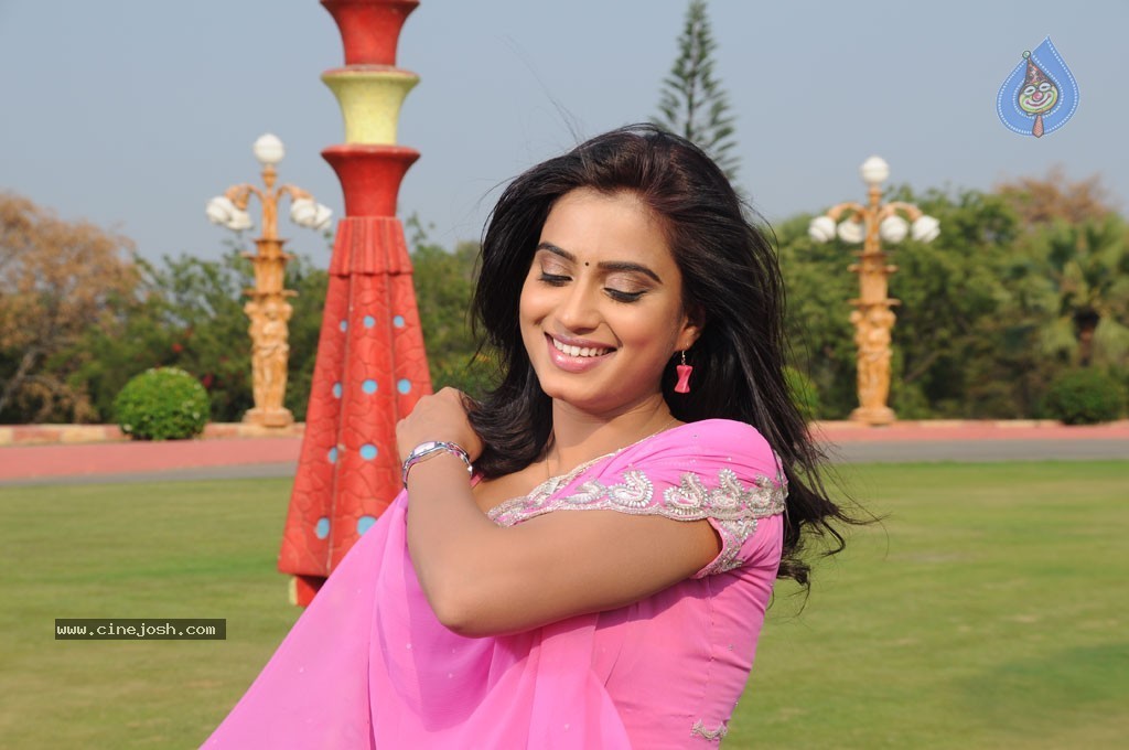 Kalkandu Tamil Movie New Photos - 29 / 135 photos