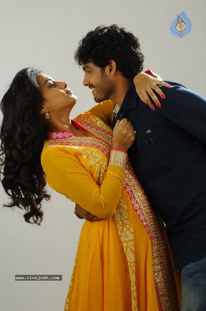 Kalkandu Tamil Movie New Photos - 53 / 135 photos