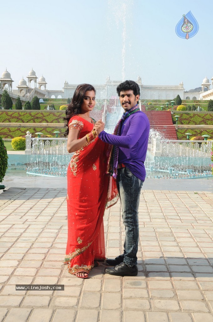 Kalkandu Tamil Movie New Photos - 112 / 135 photos