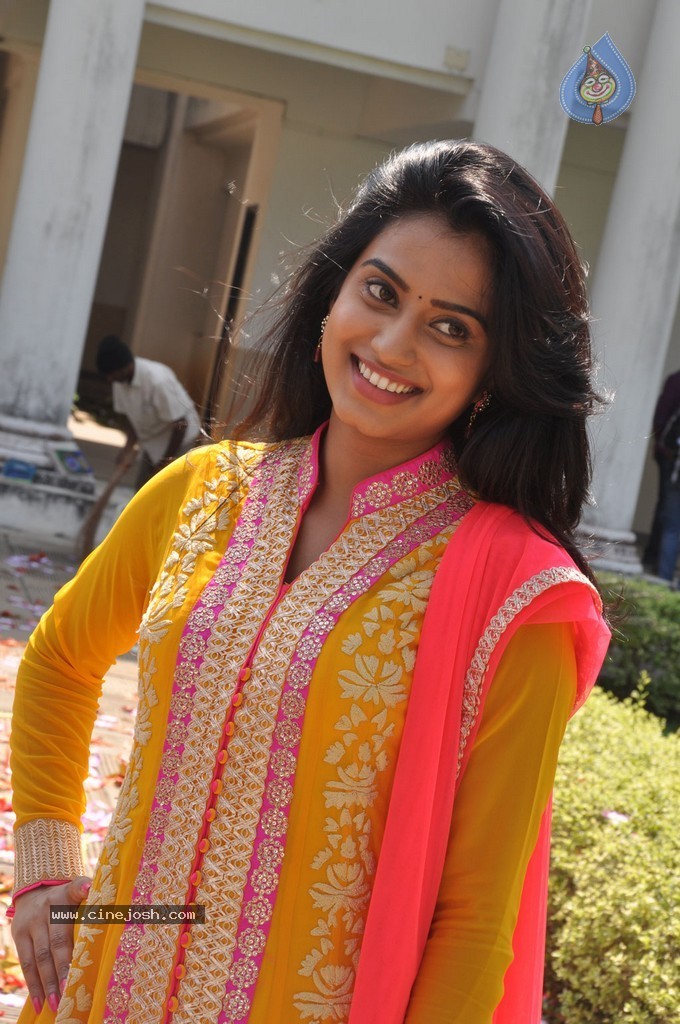 Kalkandu Tamil Movie New Photos - 125 / 135 photos