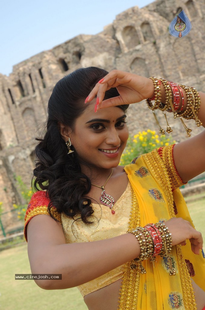 Kalkandu Tamil Movie New Photos - 128 / 135 photos