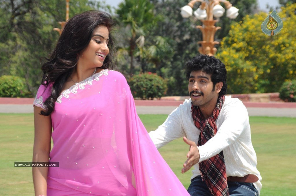 Kalkandu Tamil Movie Stills - 3 / 72 photos