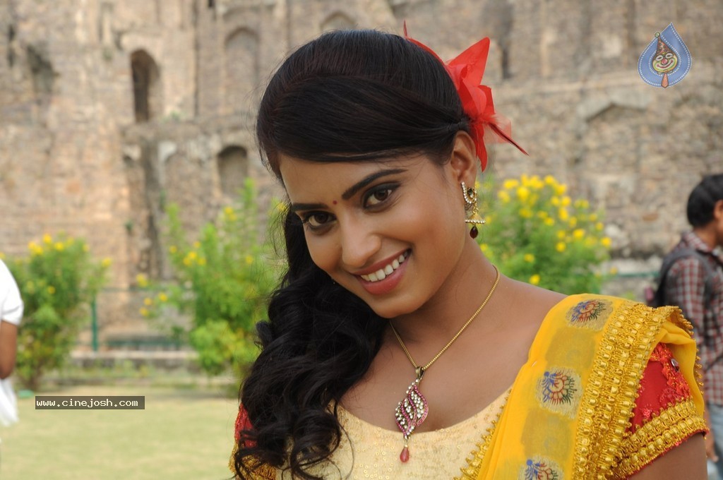 Kalkandu Tamil Movie Stills - 44 / 72 photos