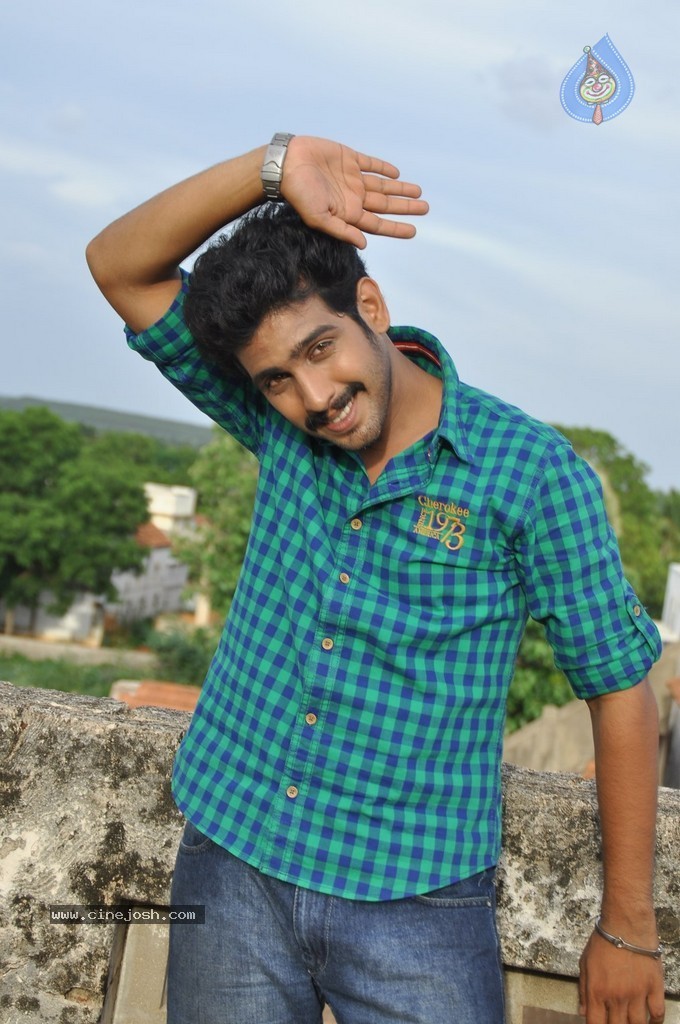 Kalkandu Tamil Movie Stills - 45 / 72 photos