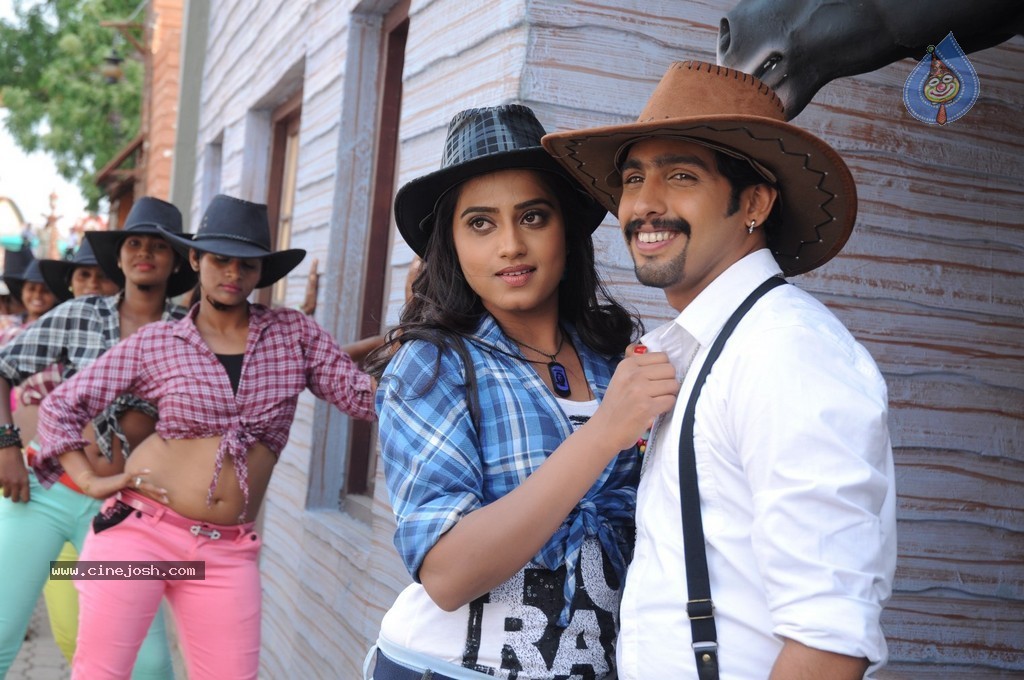 Kalkandu Tamil Movie Stills - 52 / 72 photos