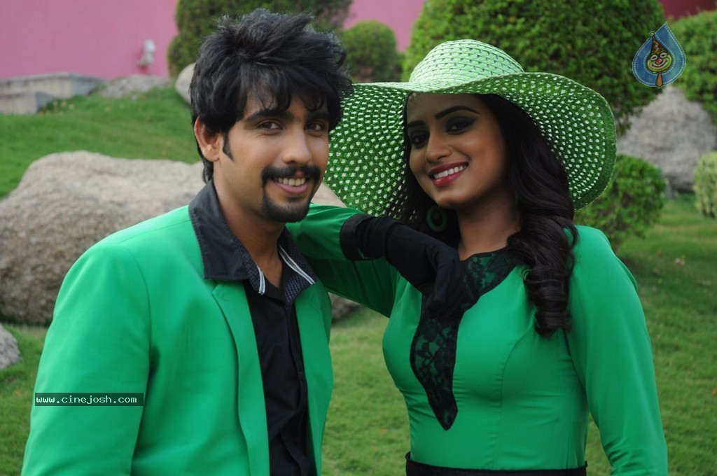 Kalkandu Tamil Movie Stills - 60 / 72 photos