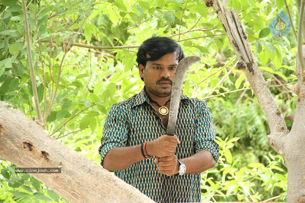 Kallapetty Tamil Movie Stills - 24 / 82 photos